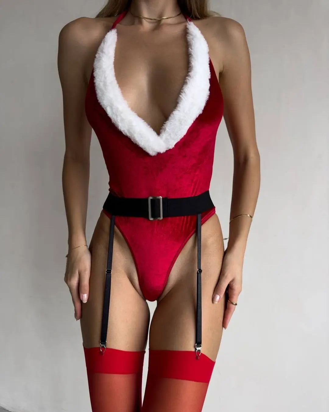 Kırmızı Yılbaşı Konseptli Seksi Kadın Noel Baba Kostümü